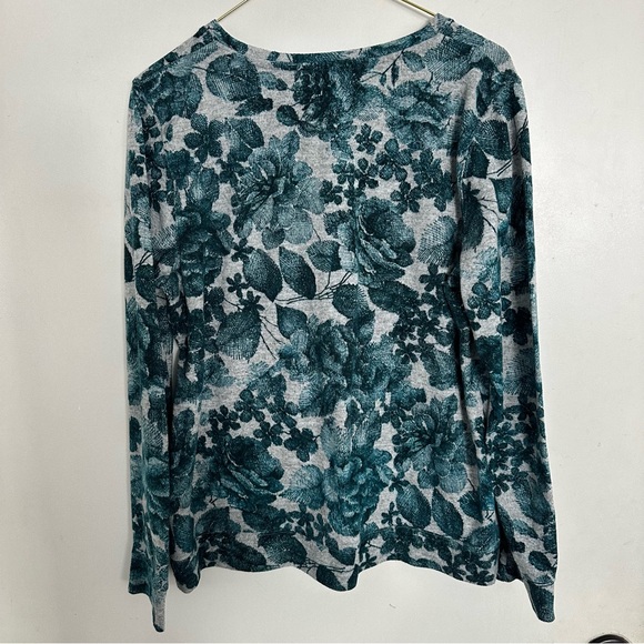 Liz Claiborne Silver Long Sleeve Blouse with Floral Pattern - Picture 2 of 5